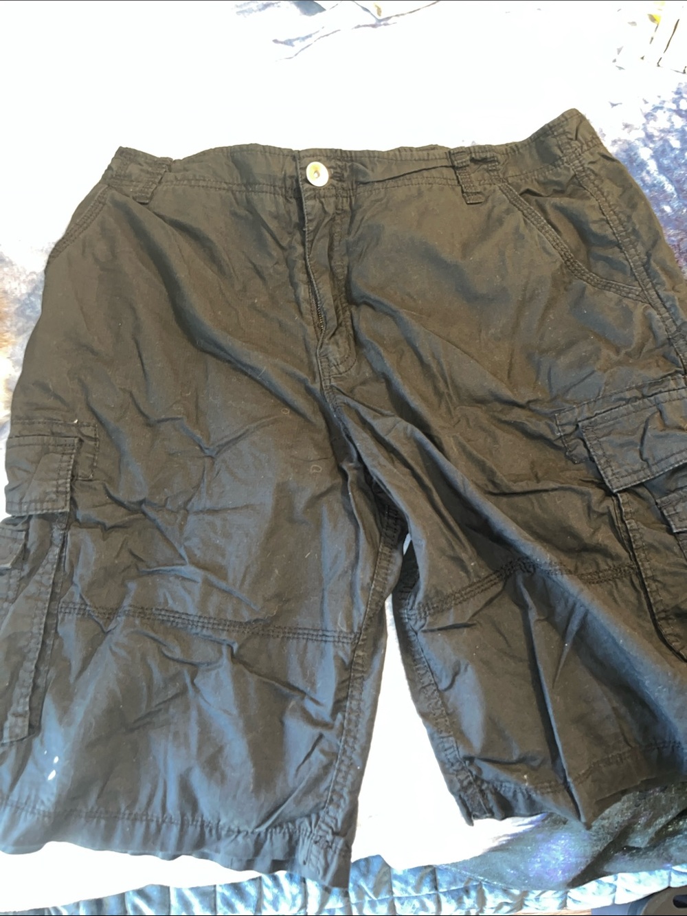 No Boundaries Black Cargo Shorts with Utility Pockets